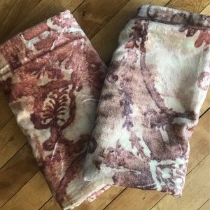 NWOT Set pottery barn velvet pillow covers
